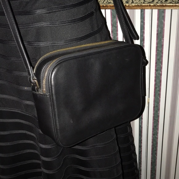 The sis kiss 💋 leopard crossbody bag - Picture 7 of 7